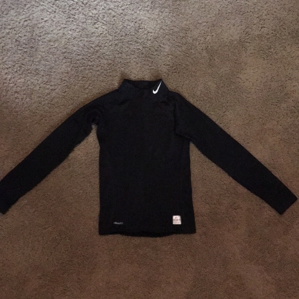 Nike Pro Fit unisex black long sleeve cold gear athletic garmet. Children’s Sz L